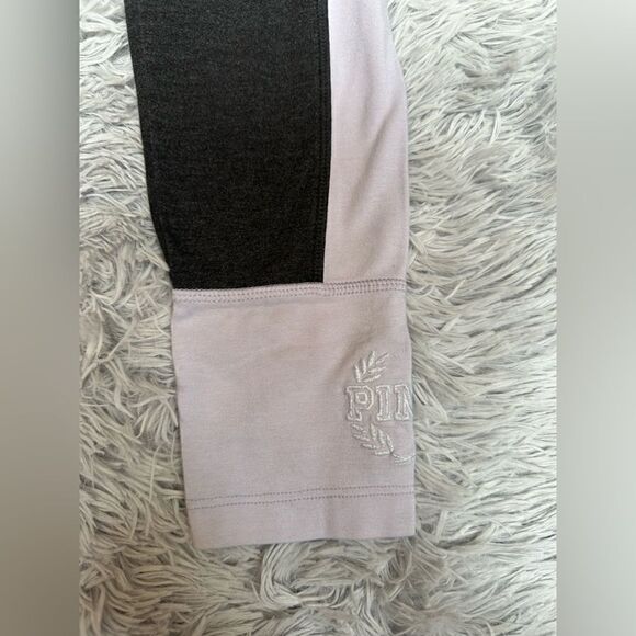 Victoria Secrets Pink Woman’s Leggings - Picture 2 of 5